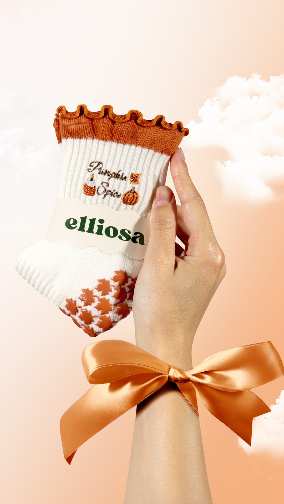 2._Pumpkin_Hand_18bd6243-a820-4c1f-81b2-70c01b666ea5.jpg