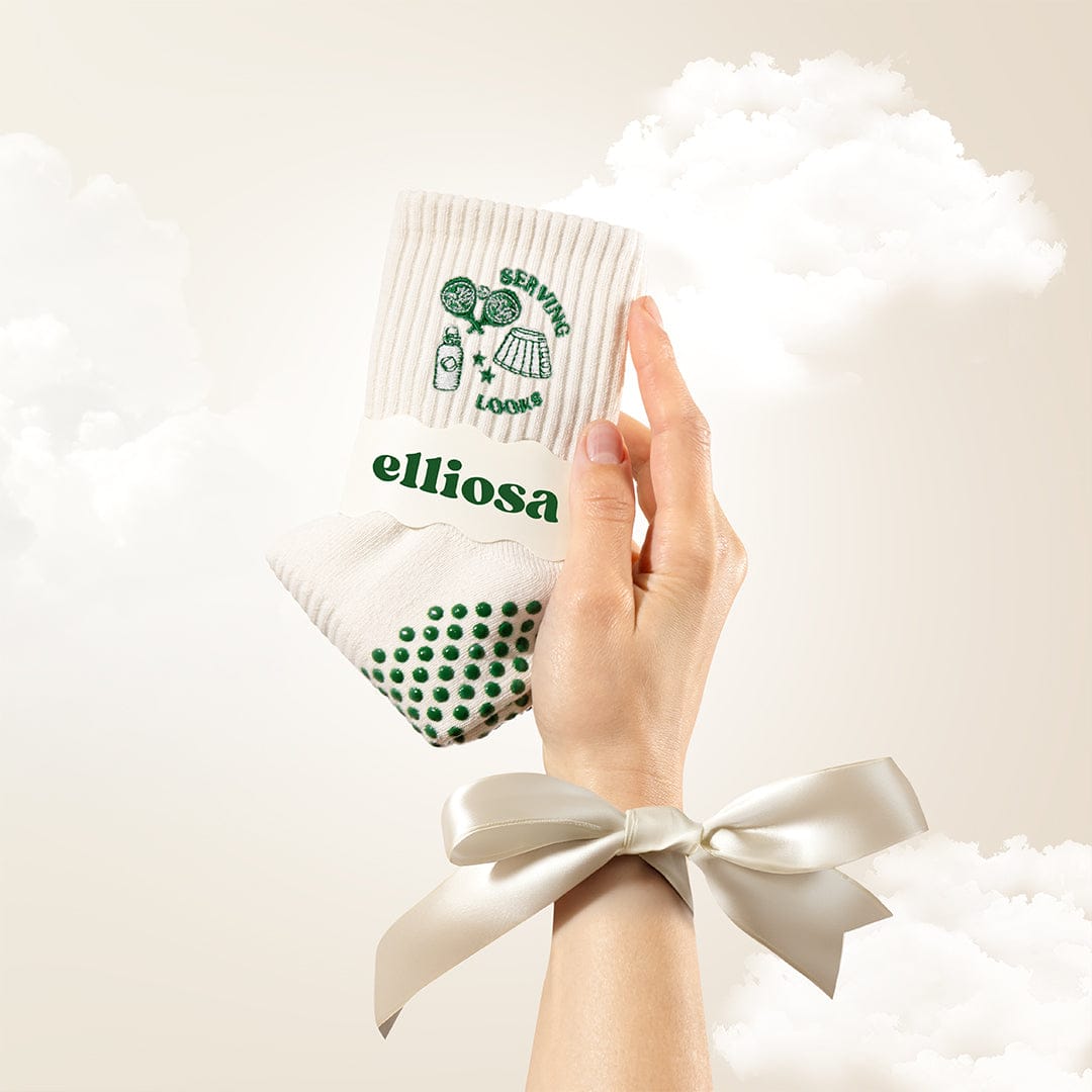 Elliosa Serving Looks